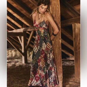 🌙FREE PEOPLE ‘Tis The Season Maxi Dress🌙